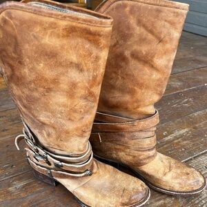 Women's Tan Leather Boots